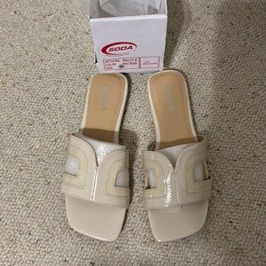 New in box - tan slide sandals